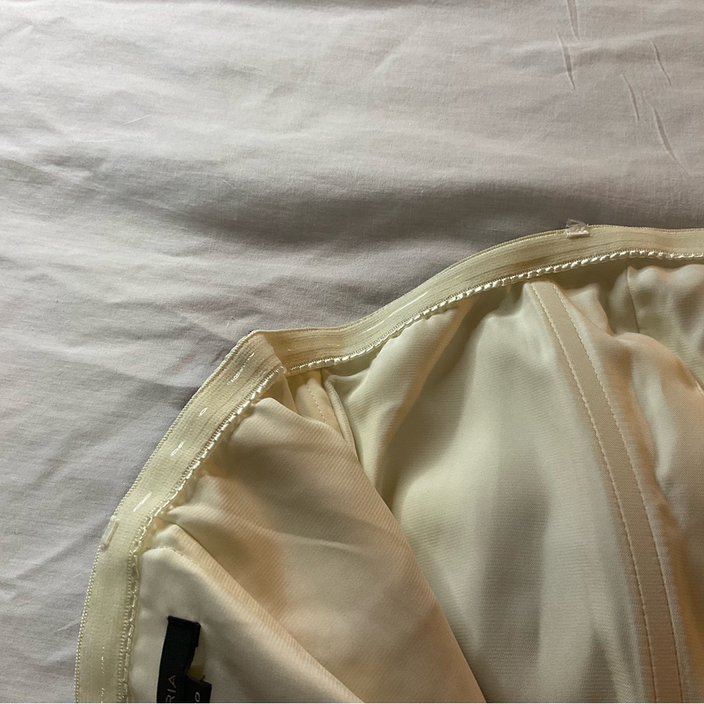 BCBGMaxAzria Cream and Black Strapless Silk Dress - Picture 9 of 13